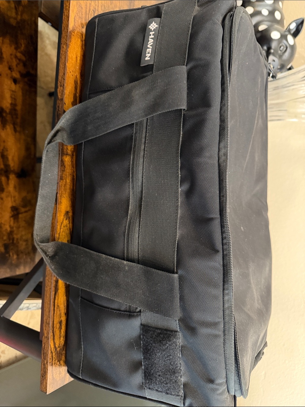 Haven gym bag! Like new.